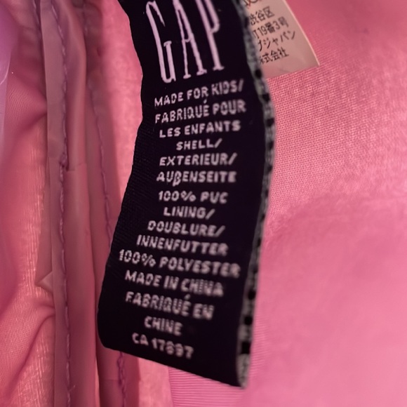 Key chain zippered with pouch. Pink. Very gently used. - Picture 3 of 5